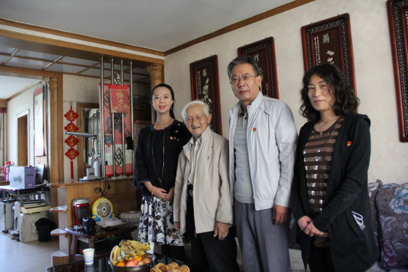 中共青海省第三建筑工程有限公司支部委員會(huì)開(kāi)展&ldquo;走訪慰問(wèn)暖人心，紅色精神永傳承&rdquo;活動(dòng)