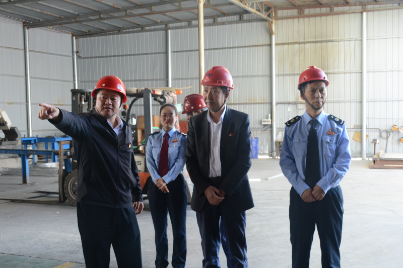 西寧市稅務(wù)局黨委書(shū)記、局長(zhǎng)劉興華蒞臨 青海物產(chǎn)工業(yè)投資有限公司調(diào)研