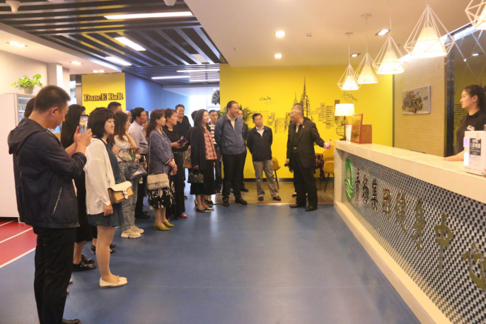 書香青海、悅享青物