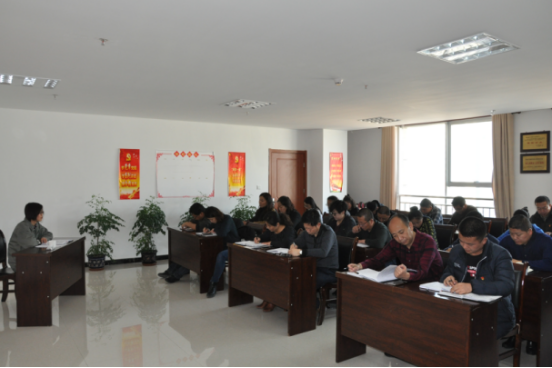 集團(tuán)黨委委員、副總經(jīng)理劉玲同志宣講黨的十九大精神